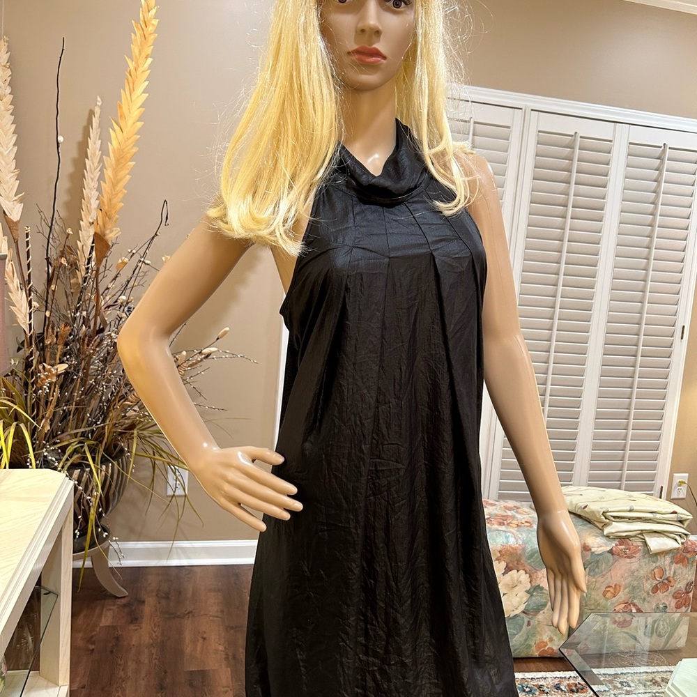 SEXY, FUN, LIGHT & ADORABLE LITTLE DRESS IN EXCELLENT CONDITION